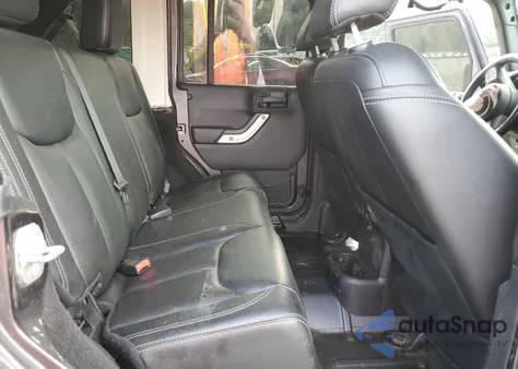 2016 Jeep Wrangler Unlimited Sahara z USA, uszkodzony, nr VIN 1C4BJWEG1GL157110